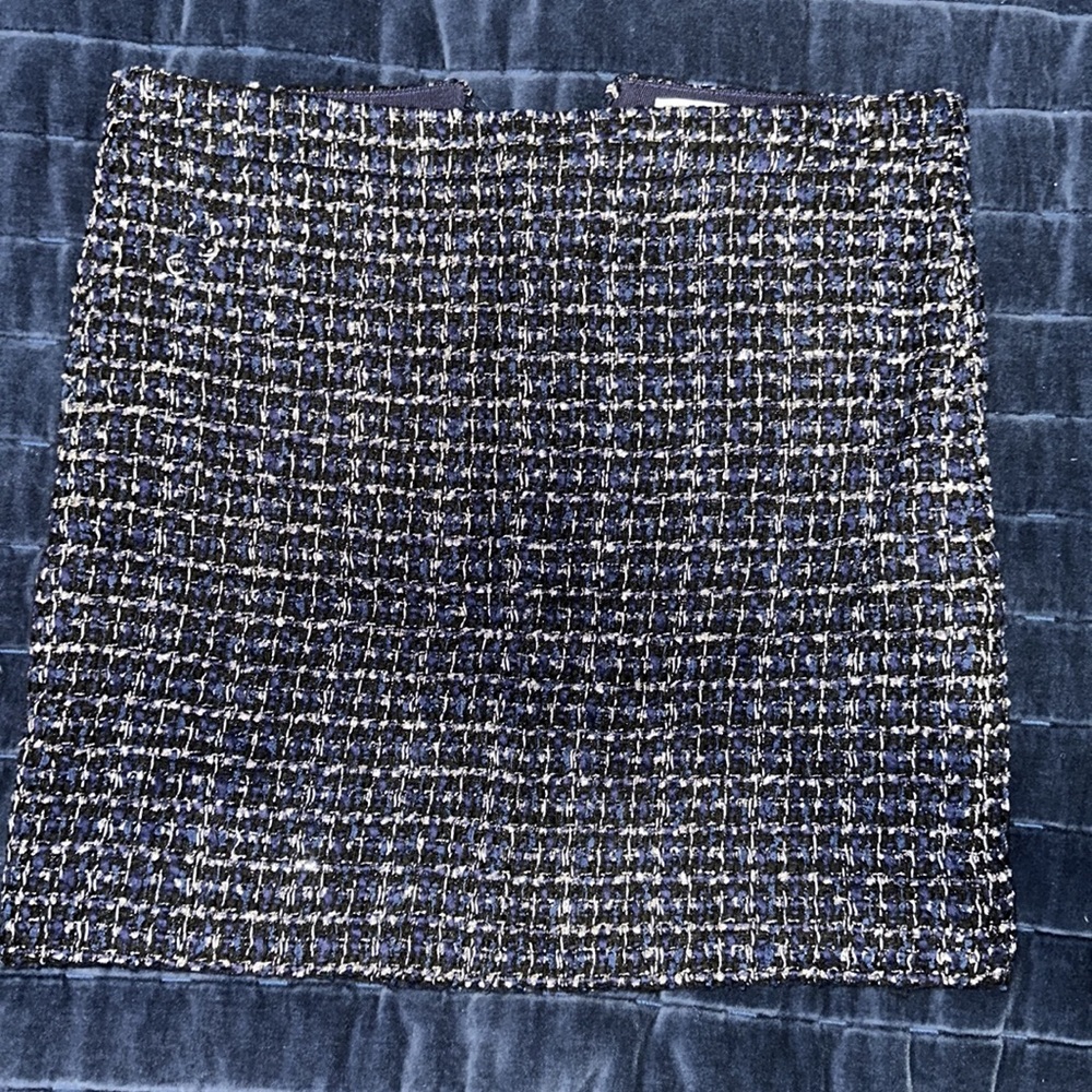 J Crew tweed mini great for the holidays!